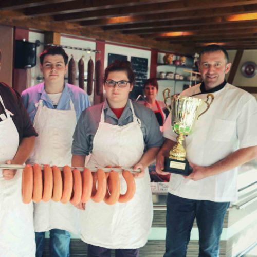charcuterie-equipe charcuterie-equipe